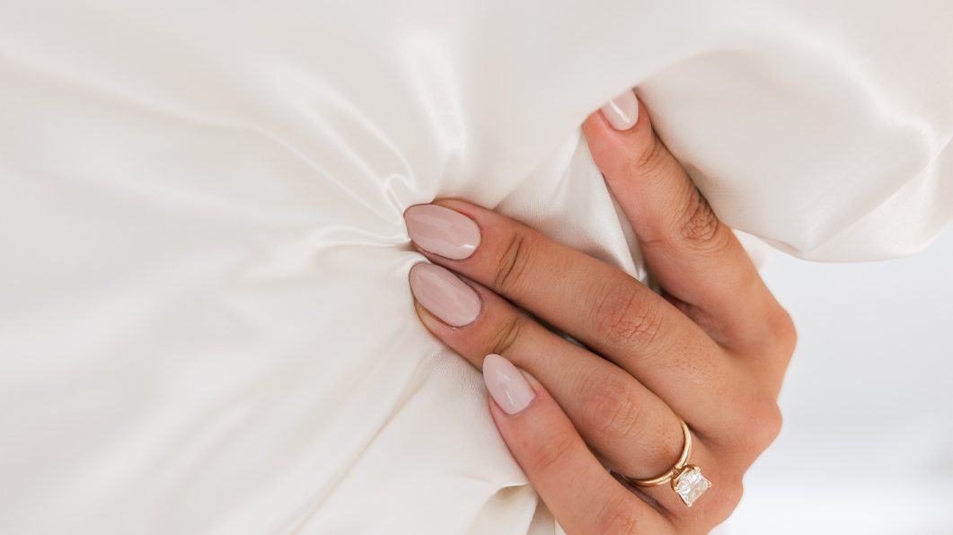 Silk Pillowcase for Hair Breakage: What It Fixes and What It Does Not