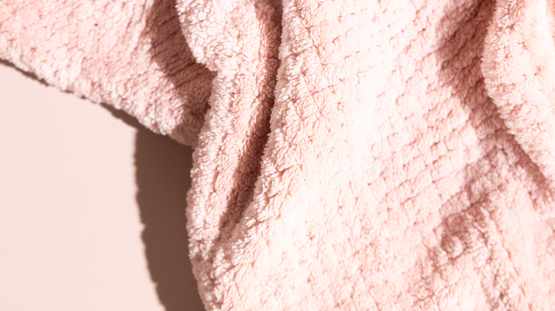 Microfiber Hair Towel for Thinning Hair: Why Friction Is the Problem You're Not Thinking About