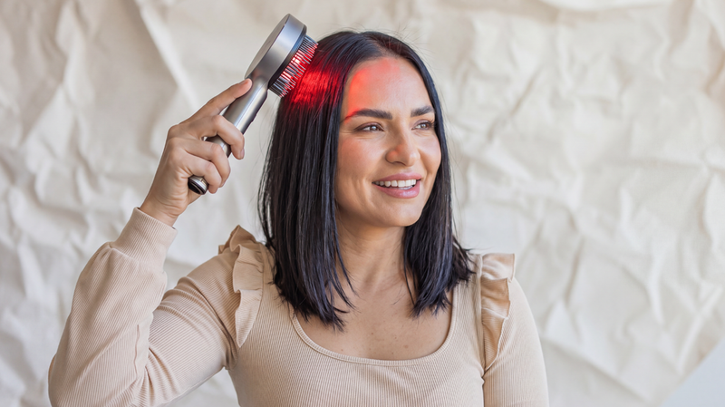 Red Light Therapy for Hair Loss: What the Evidence Shows and What to Realistically Expect